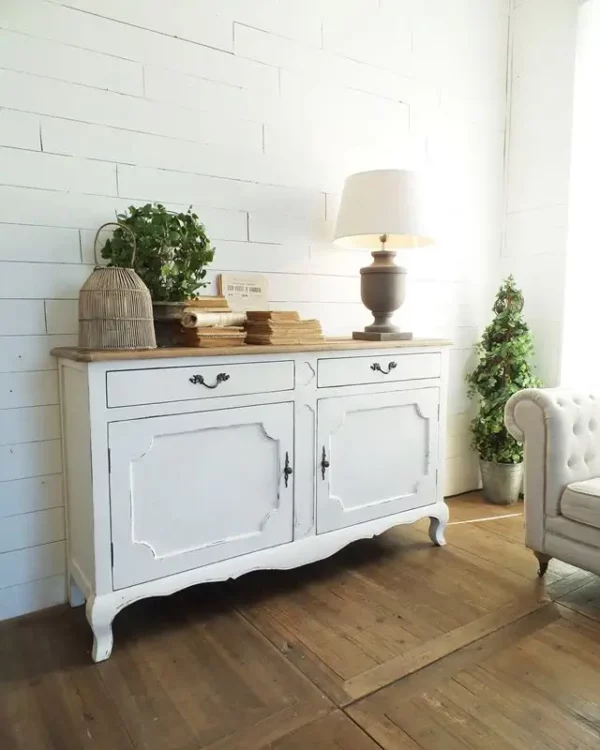 CREDENZA